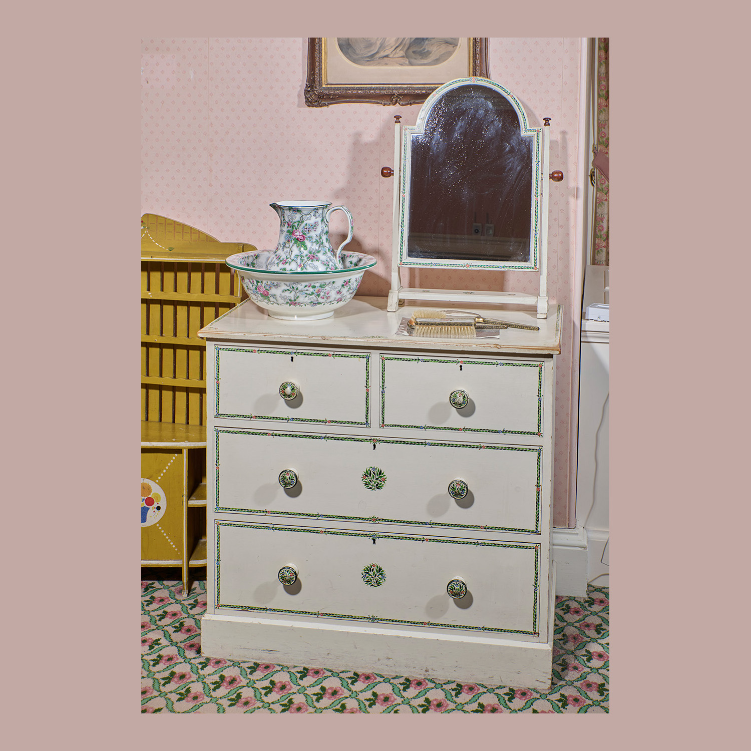 Chest of Drawers with Free Standing Mirror.