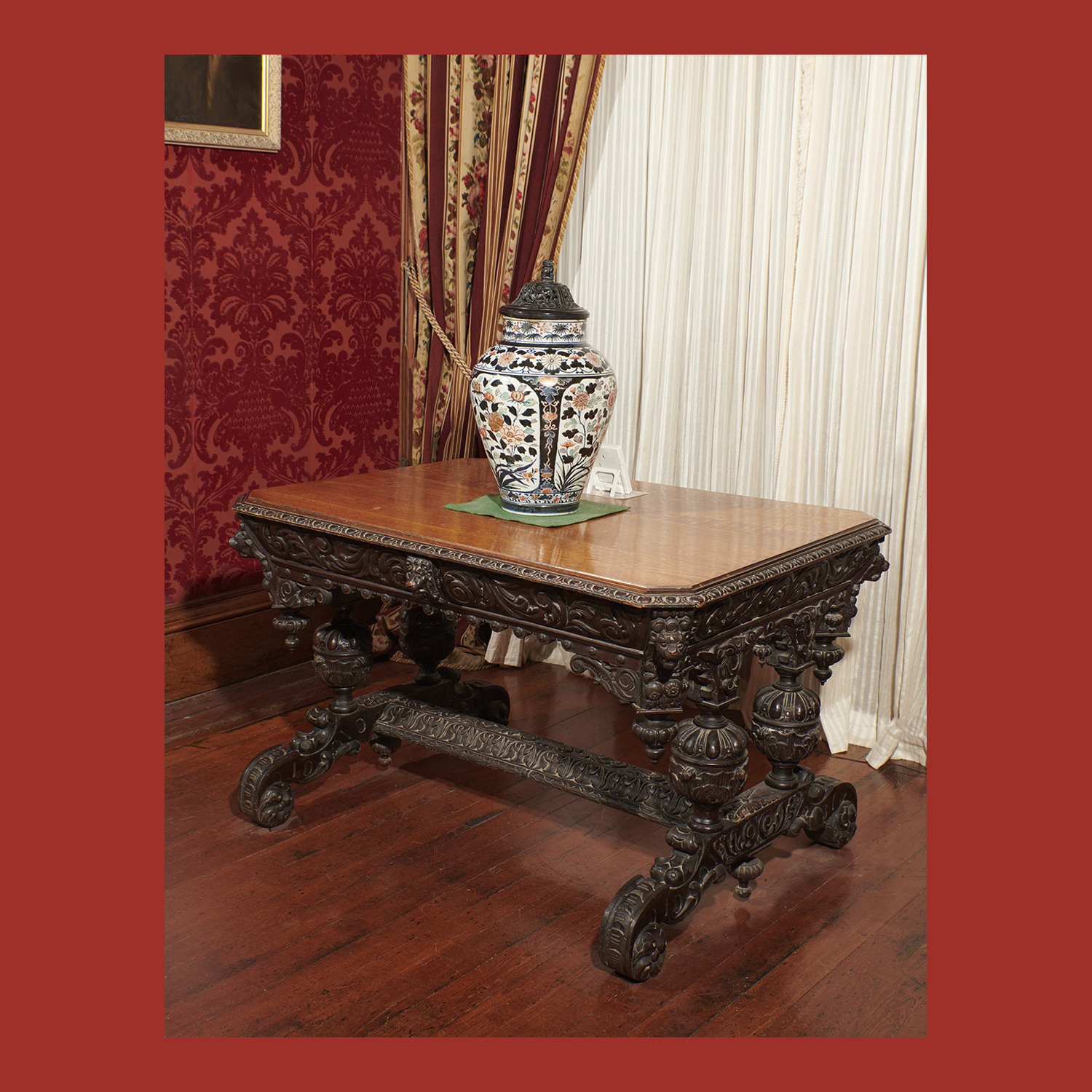 Victorian Side-Table with Japanese Imari Urn.
