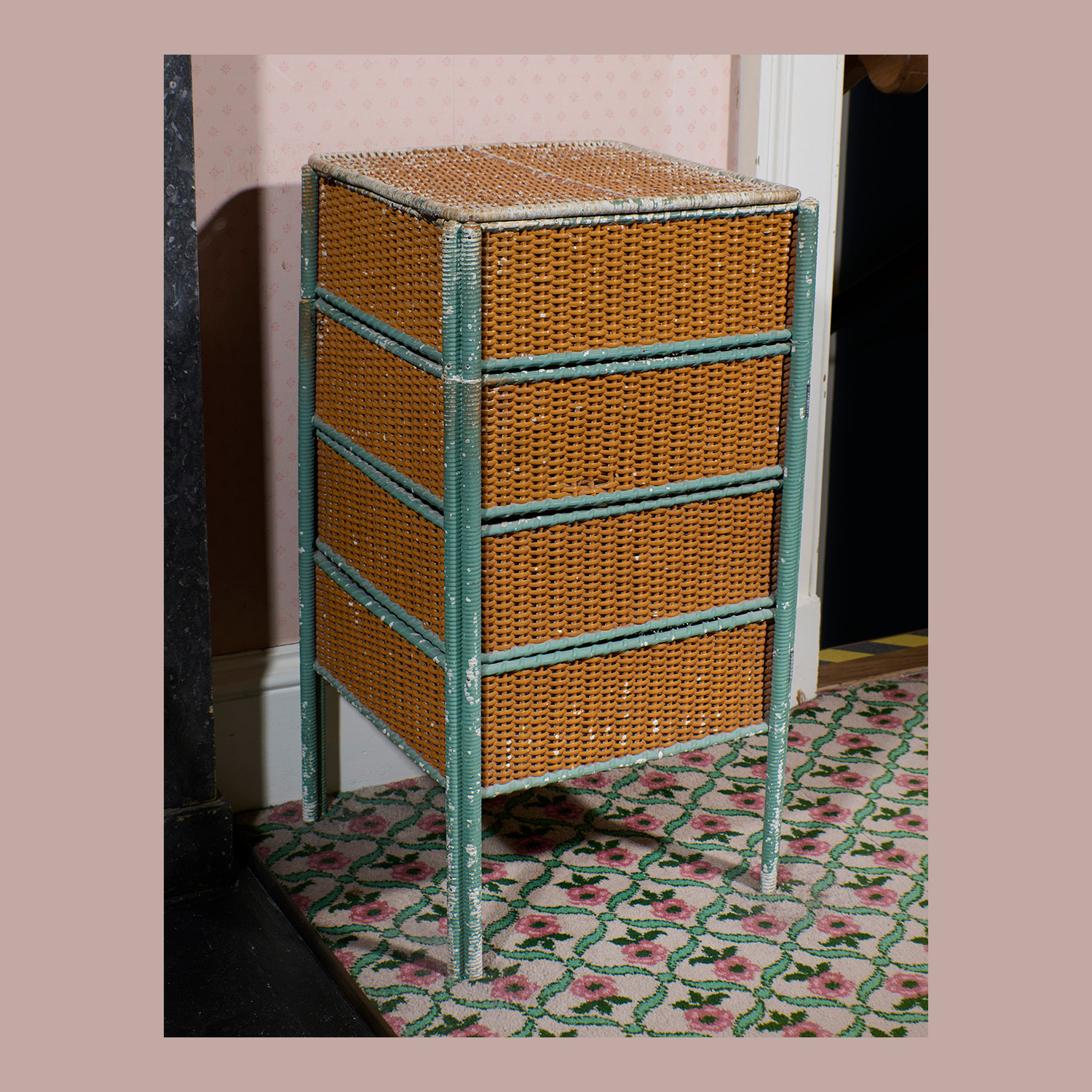 Four-Drawer Unit.